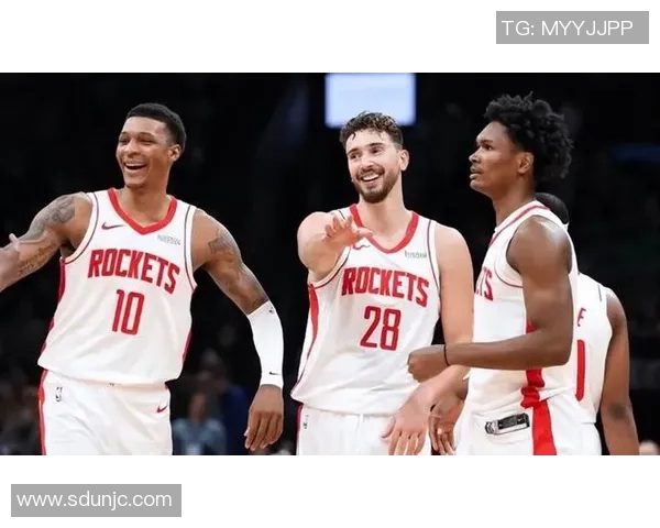 2月7日火箭对篮网精彩比赛录像回顾与分析