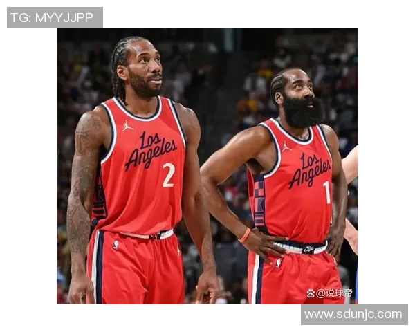 今天快船对阵火箭精彩录播回顾赛场瞬间与精彩表现分析