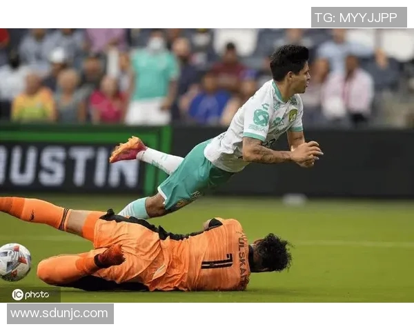 科罗拉多急流与博卡的激烈对决揭示足球战术与团队精神的完美结合